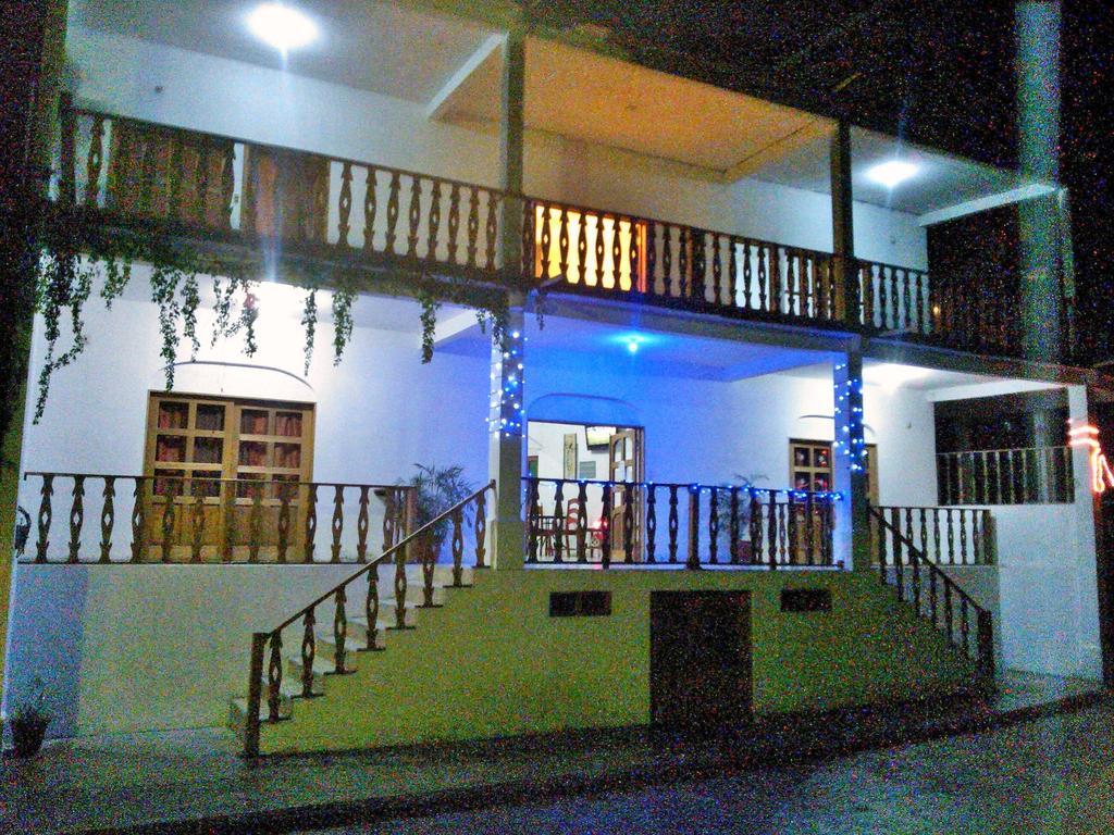 La Posada De Don Jose Flores Exteriör bild
